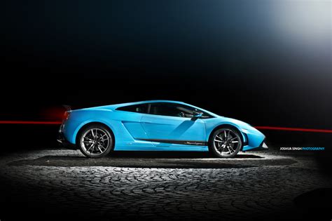 Blue Lamborghini Gallardo Superleggera