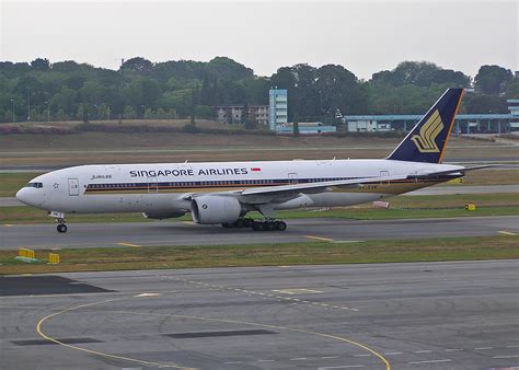 V Svk Boeing Er Of Singapore Airlines V Svk Boein Flickr