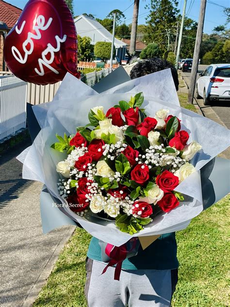 Red And White Rose Bouquet