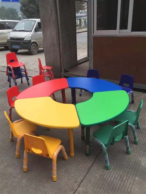 Kindergarten Table and Chairs | Kindergarten tables, Daycare room design, Preschool furniture