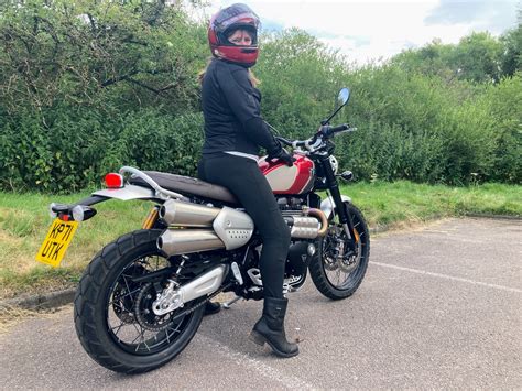 Triumph Scrambler Xc Gold Line Edition Hands On Review