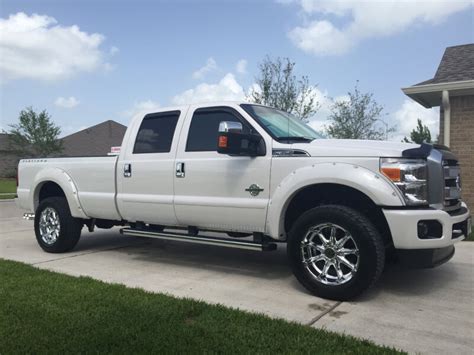 2011 2016 F250 And F350 Super Duty Bushwacker Pocket Style Fender Flares White Platinum 20931 22