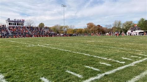 IHSA football playoffs first round highlights + scores