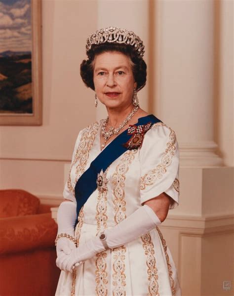 Npg P1652 Queen Elizabeth Ii Portrait National Portrait Gallery