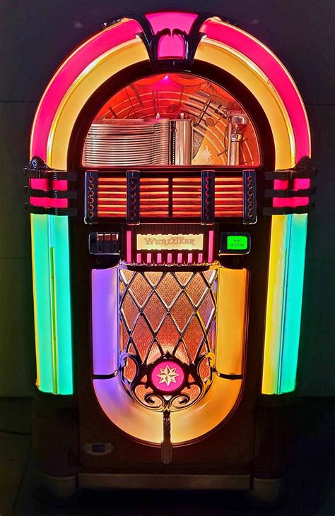 See 20 Vintage Jukeboxes Including Classic Rock Ola Wurlitzer Machines