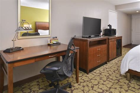 HILTON GARDEN INN INDIANAPOLIS/CARMEL $119 ($̶1̶2̶7̶) - Updated 2018 ...