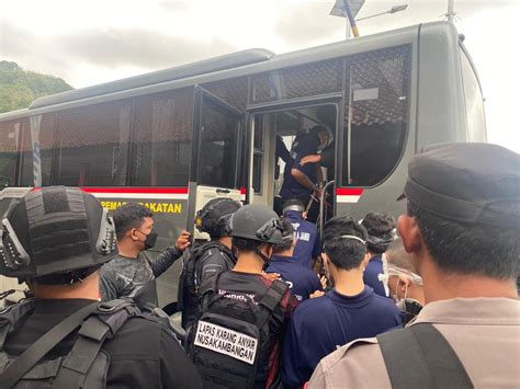 Sebanyak 13 Napi Resiko Tinggi Dari Jambi Dipindahkan Ke Lapas Nusa