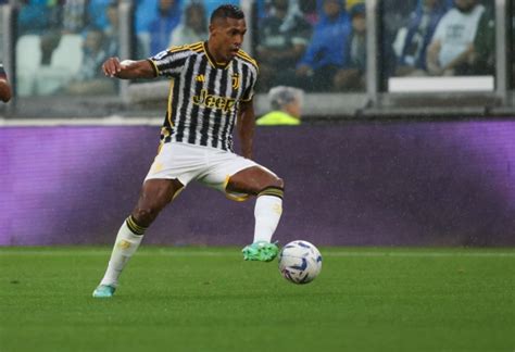 Calciomercato Juventus Alex Sandro In Scadenza Contatti Col San