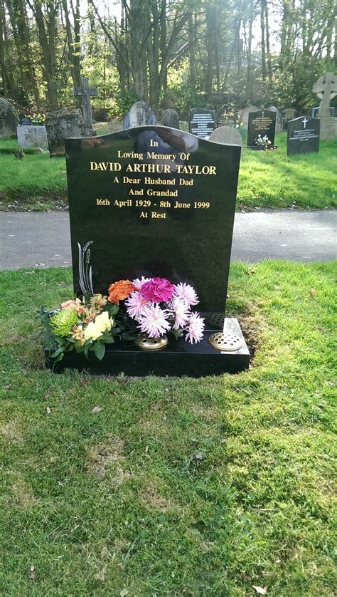 How to contact and arrange services through twiford's family funeral 9