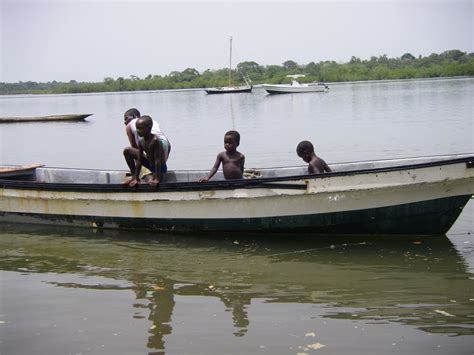 Against FGM in Guinea Bissau Contra MGF na Guiné Bissau O que não tem