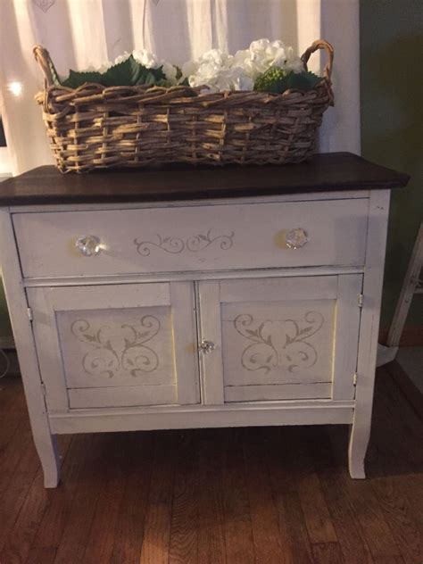 Old Wash Stand Painted In ASCP Old White And Top Stained With GF Java