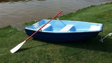 Small Rowing Boat / Dinghy 6' x 3.75' with Oars | in Great Yarmouth, Norfolk | Gumtree