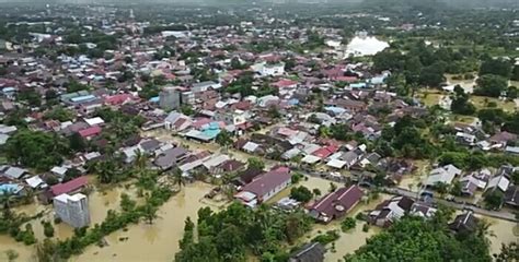 Tujuh Kabupaten Di Kalsel Dilanda Banjir Terparah Di Hst Kalteng Ekspres