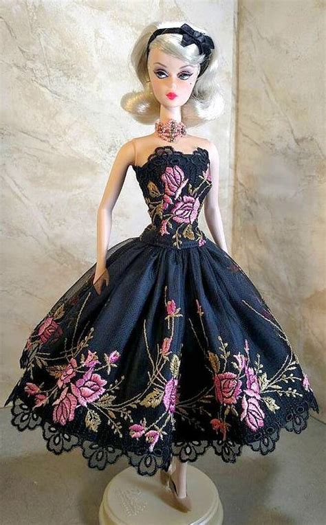 Pin By Ratna Kamala On Barbie Evening Frocks Barbie Fashion Fashion