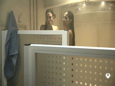 Naked Blanca Suárez in El barco