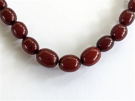 ANTIQUE FATURAN Cherry Amber Bakelite Necklace Gradua Gem