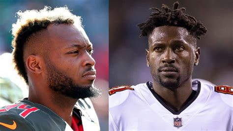 Nfl Suspends Bucs Antonio Brown Mike Edwards For Violating Covid 19