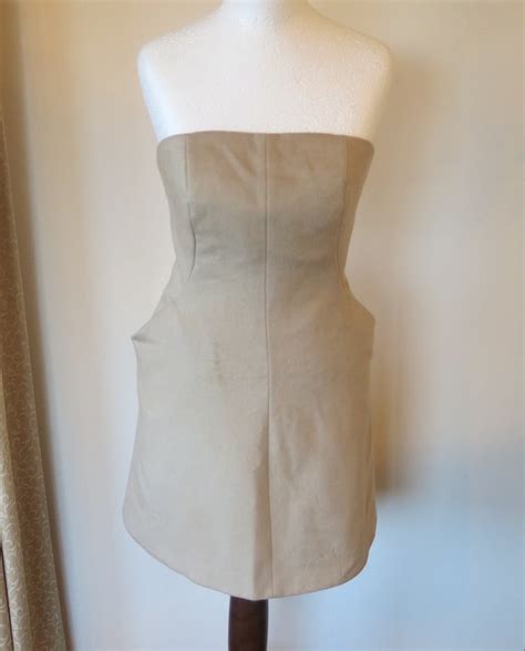 Alexander McQueen Beige Nude Tan Mini Strapless Cashm Gem