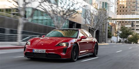 Global Recall For The Porsche Taycan Electrive