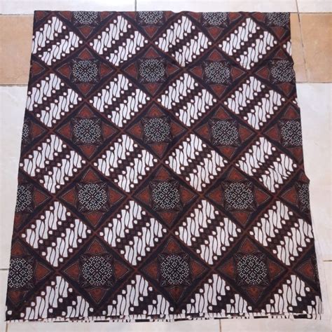 Jual Kain Batik Solo Alusan Tembel Lereng Jogja Latar Putih Shopee