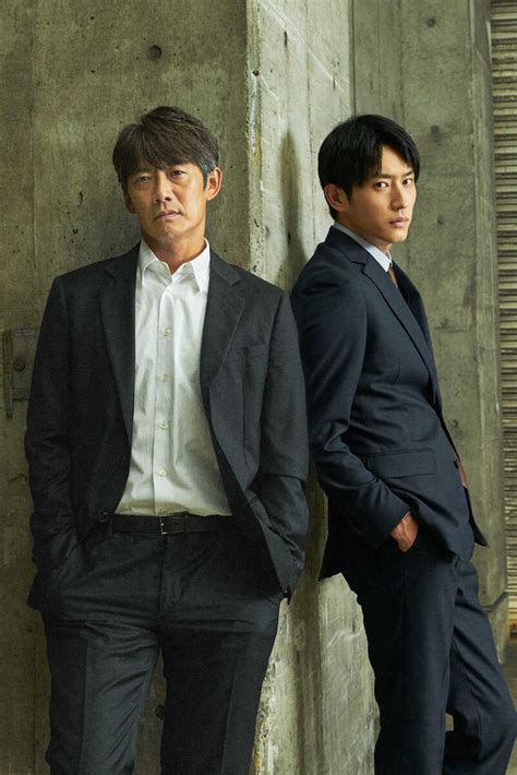 10月期のフジテレビ連続ドラマ「オクラ」でダブル主演する反町隆史（左）と杉野遥亮 ― スポニチ Sponichi Annex 芸能