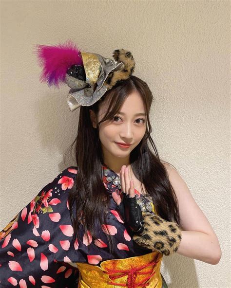 川上千尋さんのインスタグラム写真 川上千尋instagram「🐆🖤 誰か私だけ好きになってよ」9月28日 22時23分 This