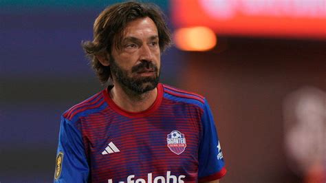 Andrea Pirlo Ficha Por La Sampdoria De La Serie B