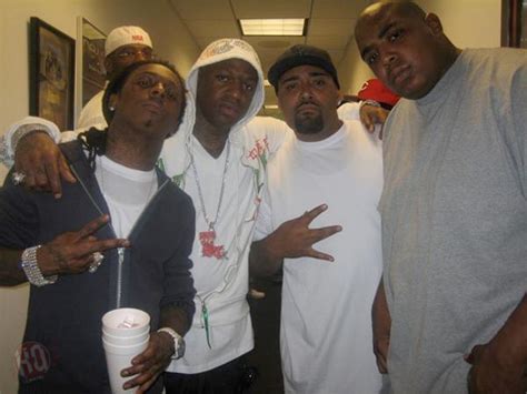 Find out how Lil Wayne became an official member of the MOB Piru Bloods ...