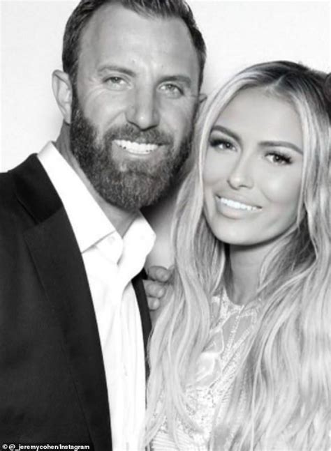 Paulina gretzky shows off very sheer vera wang wedding dress – Artofit