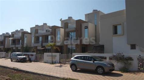 Bhk House Villa For Sale In Waghodia Road Vadodara Sq Ft