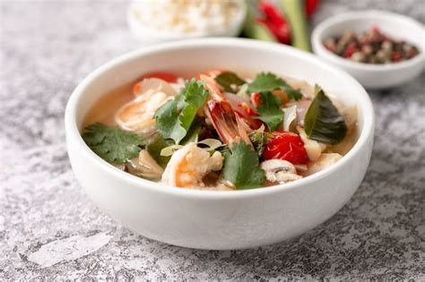 Tom Yam Kung Pic Soupe Aigre Tom Yum Aux Crevettes Crevettes Lait