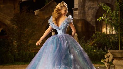 Cendrillon 8 actrices qui ont incarné la princesse au cinéma Vogue