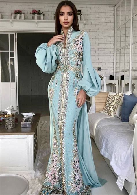 Pin By Ali Ch On Caftan Jellaba Moroccan Dress Fashion Dresses