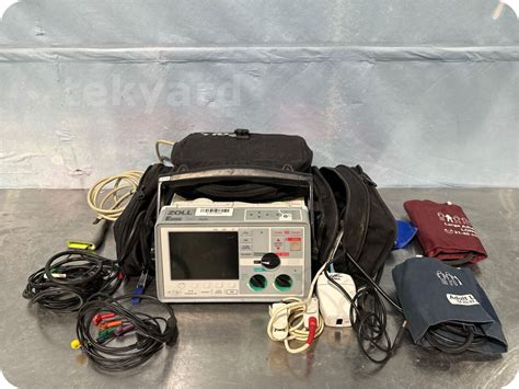 Used ZOLL E Series Defibrillator Monitor For Sale - DOTmed Listing ...