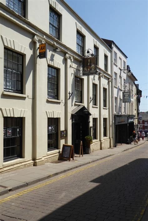 The King S Head Philip Halling Cc By Sa 2 0 Geograph Britain And