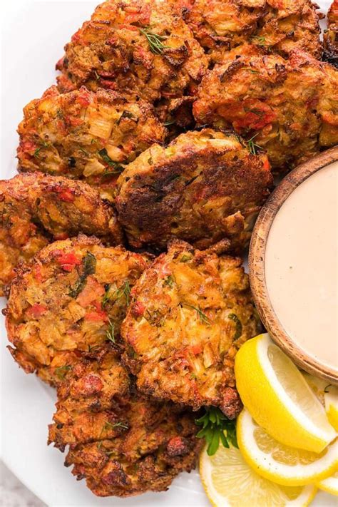 Air Fryer Crab Cakes With Garlic Lemon Chipotle Aioli Xoxobella