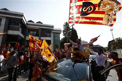 Galatasaray Ampiyonlu Unu Kutluyor Anadolu Ajans