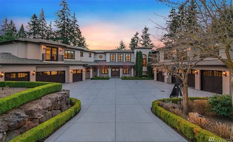 11000 Square Foot Mansion In Clyde Hill Wa Homes Of The Rich