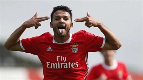 Gonçalo Ramos renova pelo Benfica cláusula de 120 milhões de euros