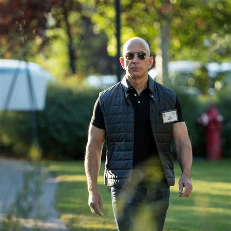 Jeff Bezos Is Worlds Richest Person Is Also Jacked