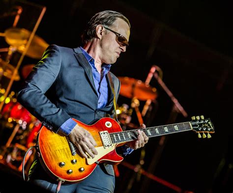 Joe Bonamassa Announces Extensive U S Fall Tour For 2021