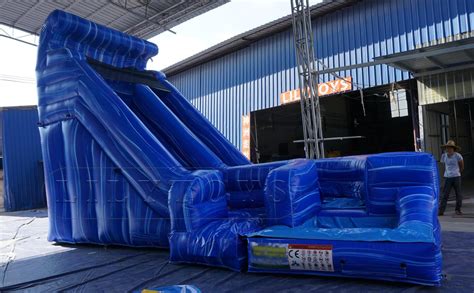 Inflatable Water Slide With Pool