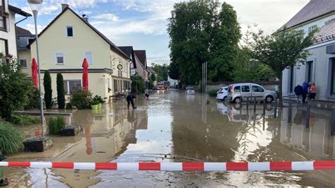 Gewitter Gefahr In Baden W Rttemberg Hier Drohen Starkregen Und Hagel