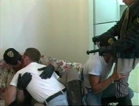 Cops Fuck Robbers ThisVid