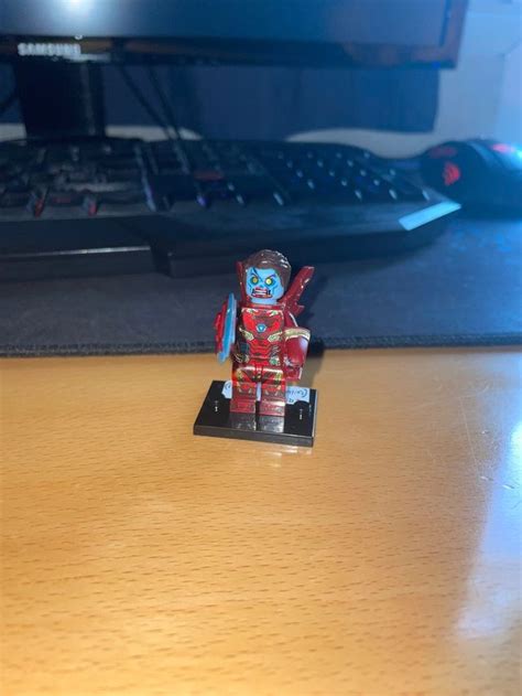 Iron man Zombie Marvel Lego de segunda mano por 3 EUR en Alcalá de ...