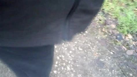 Pissen Im Wald Free Gay HD Porn Video 5b XHamster