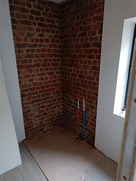 New modernization projects will renovate several stops on d train 6