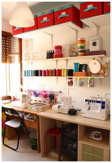 Pin En L Atelier Crafts Rooms Study Rooms