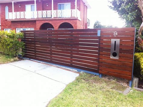 Hardwood 70mm Spotted Gum Slat Sliding Gate Sfg