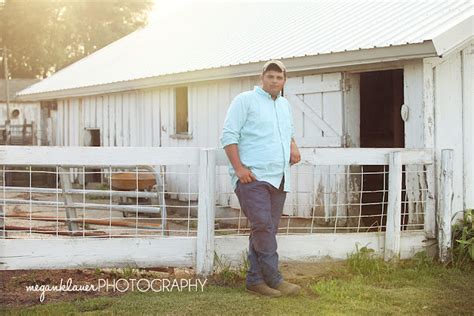 Meganklauerphotography L Senior Quad Cities Senior Photographer